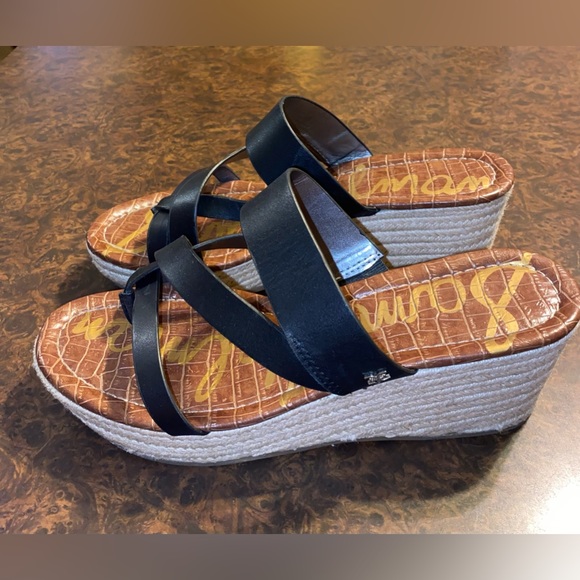 Sam Edelman wedge sandal in in black - size 10 - Picture 7 of 8